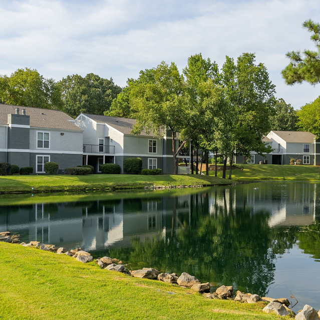 The View at Shelby Farms - Apartments next to the Lake